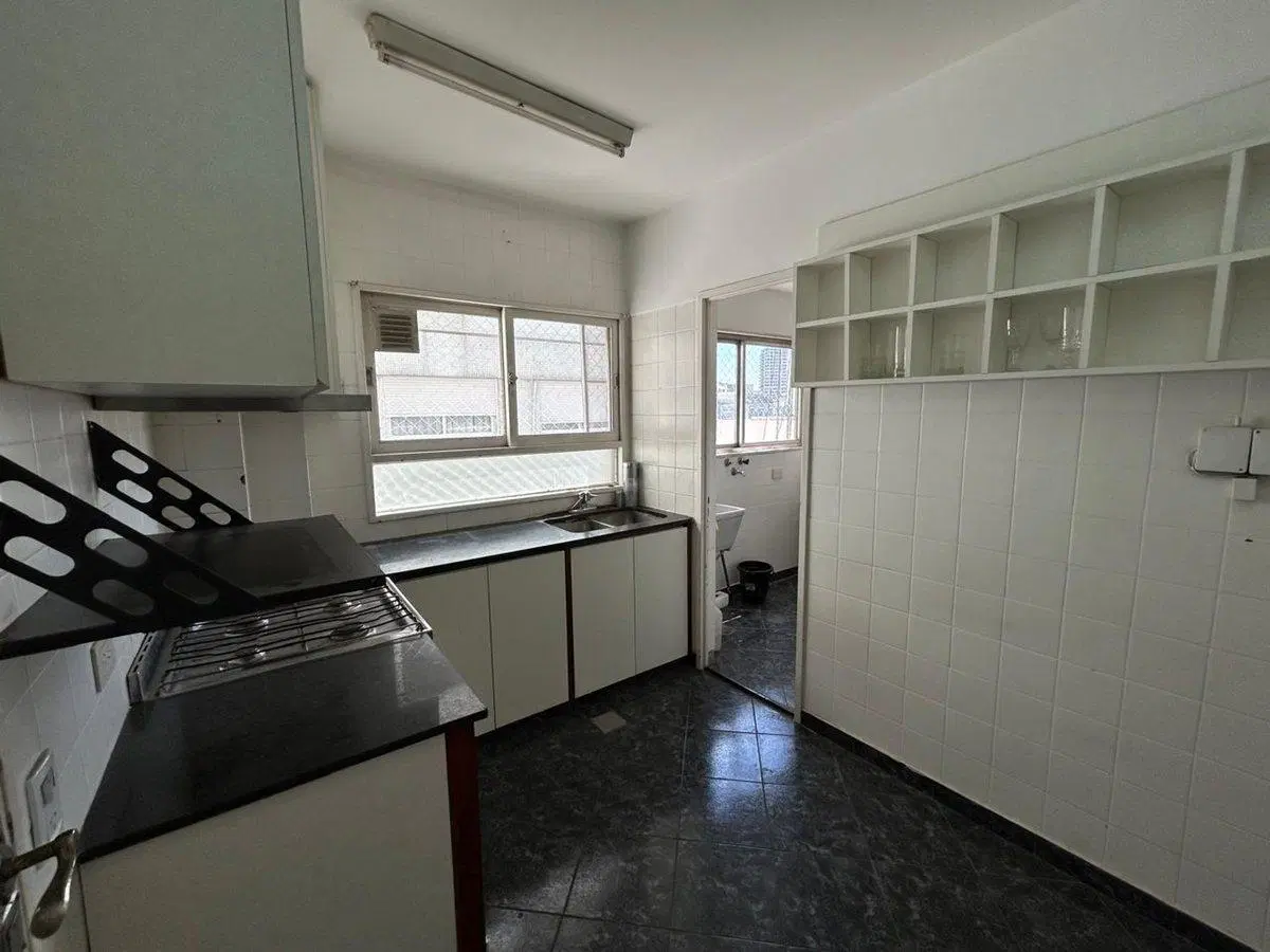 DEPARTAMENTO EN ALQUILER 4 AMBIENTES - RECOLETA 4