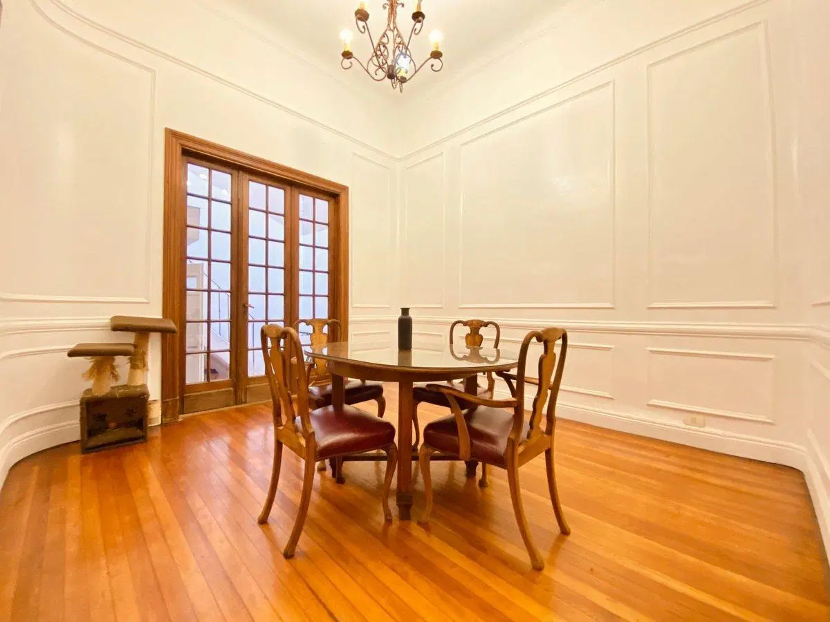 VENTA - CASA LOTE PROPIO -TERRAZA, QUINCHO Y PATIO 5