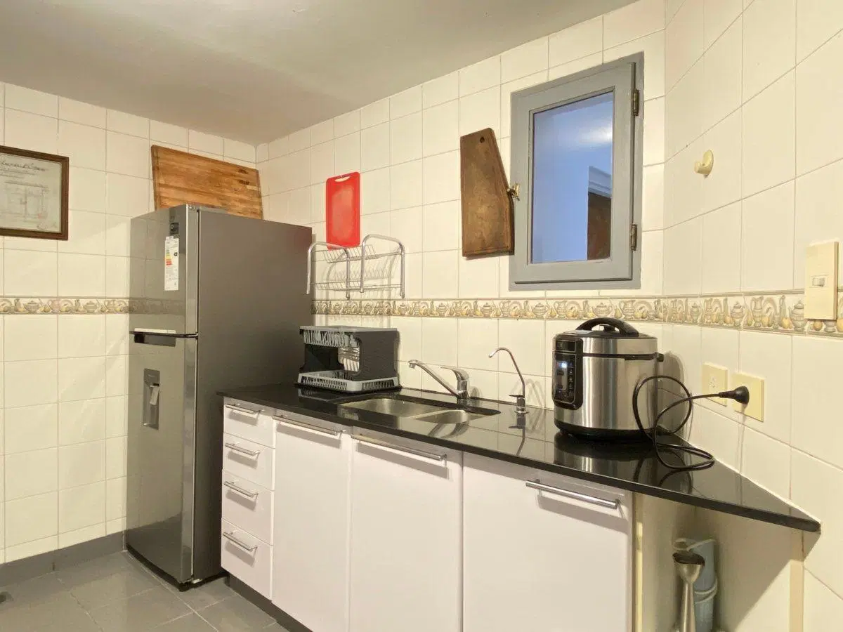 VENTA - CASA LOTE PROPIO -TERRAZA, QUINCHO Y PATIO 4