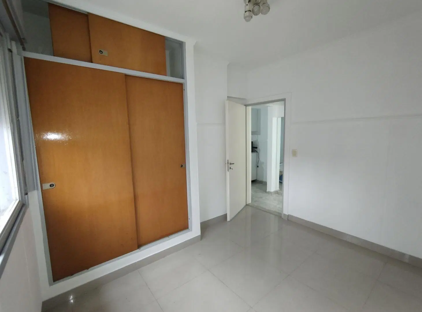 ALQUILER PH 2 AMB SERVICIOS DENTROEXPENSAS POMPEYA 4
