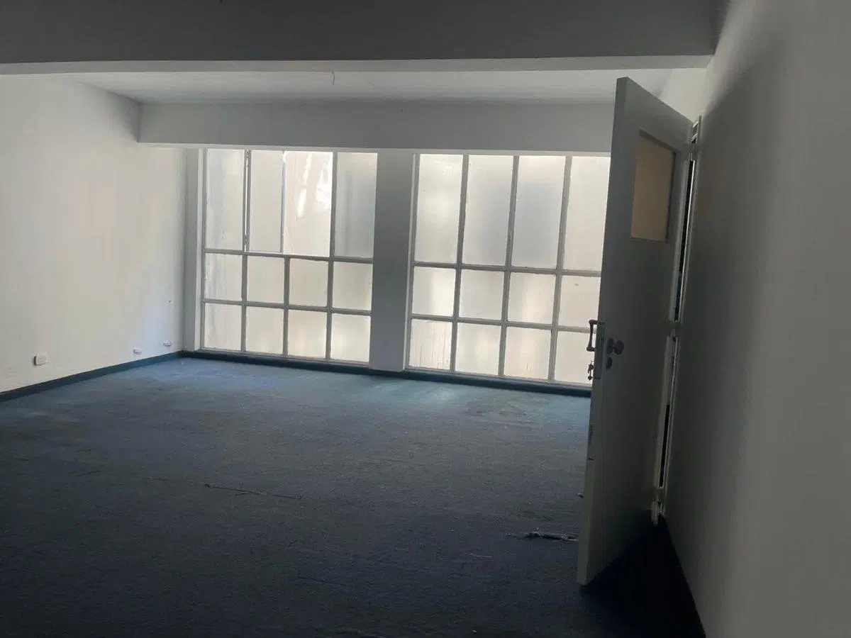 VENTA Oficina  Gran Oportunidad   Lavalle 1600 5