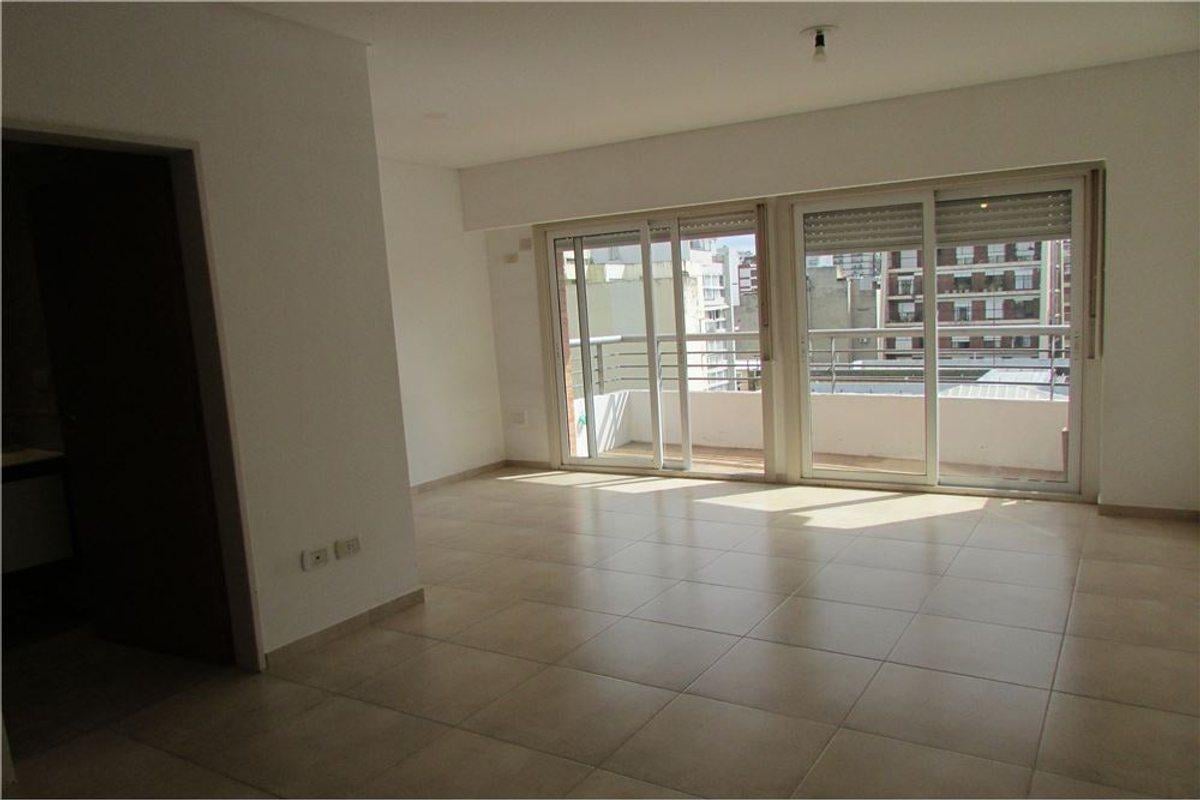 VENTA MONOAMBIENTE NUÑEZ CON BALCON Y COCHERA
