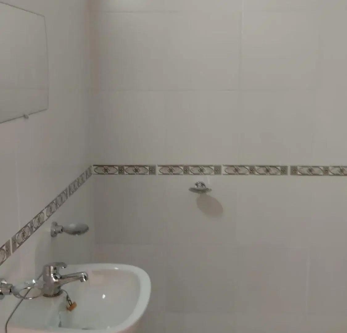 DEPOSITO + VIVIENDA. VENTA EN BLOCK. 8