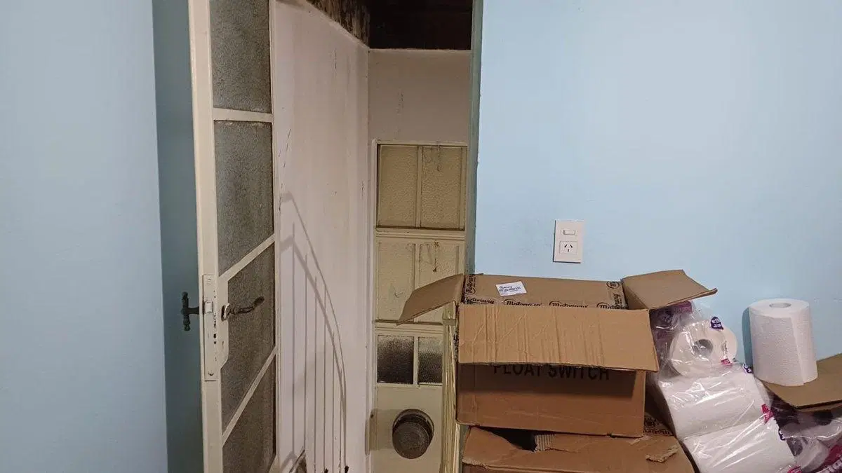 Local Comercial . 3 ambientes. PBAJA Y SOTANO 5
