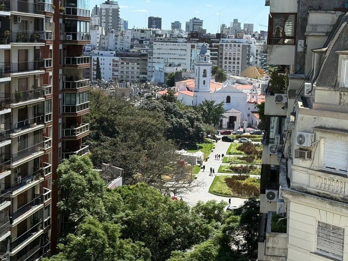 Piso Premium en Avenida Quintana y Ayacucho. 4