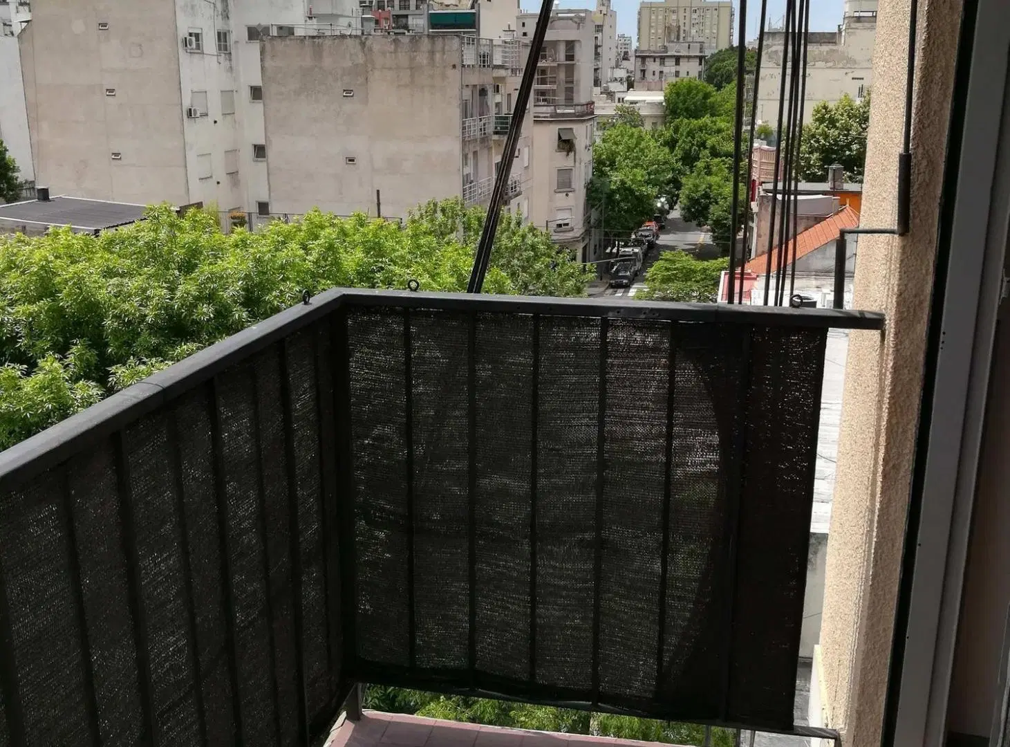 DOS AMBIENTES CON BALCON. LUMINOSO 5