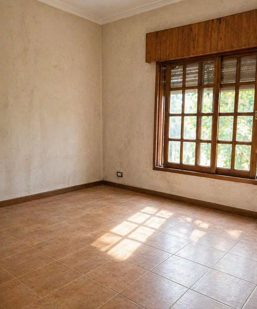 Casa en venta 4 dorm. calle 420 J. M. Gutierrez 3