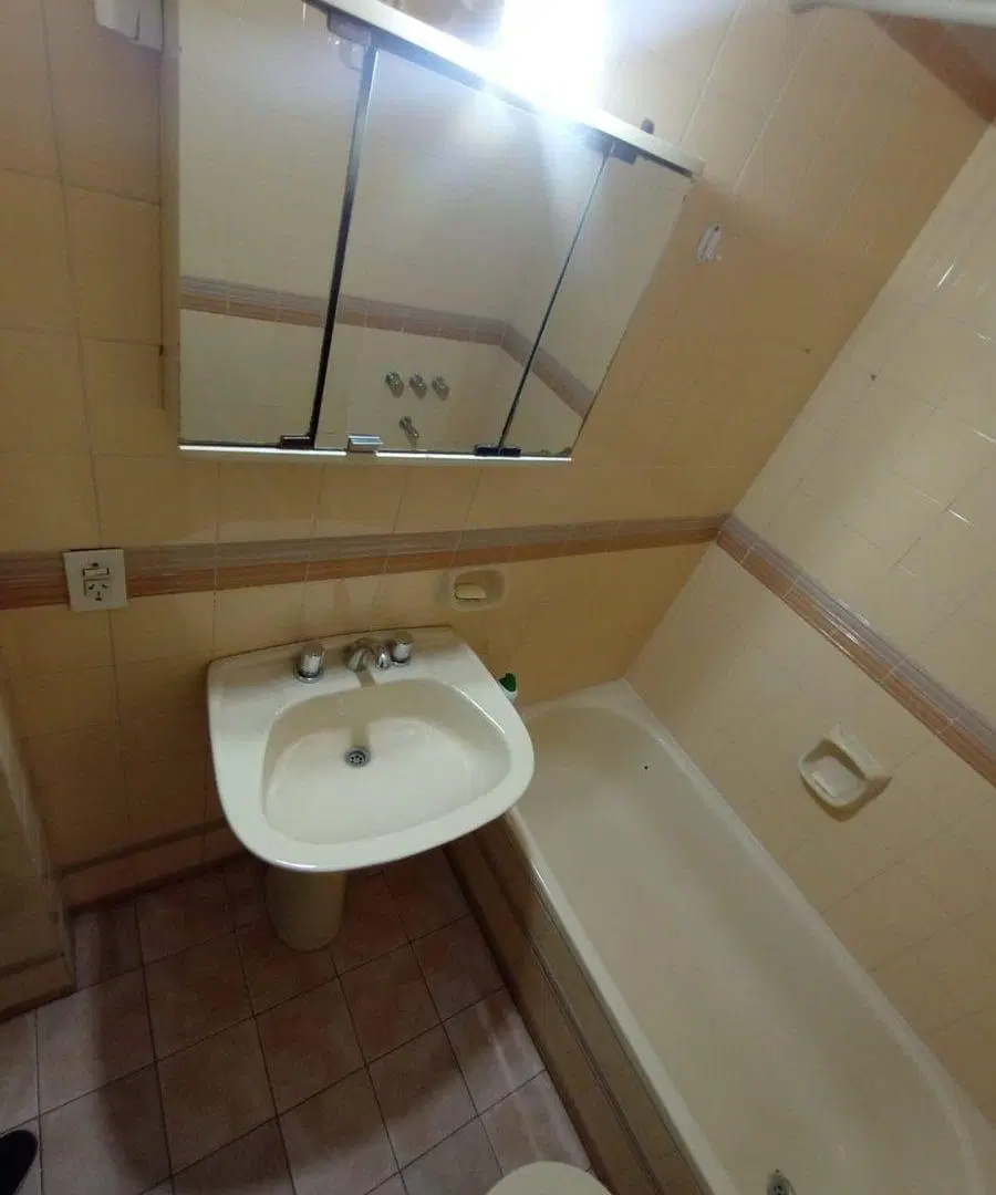 VENTA MONOAMBIENTE CON BALCÓN 5