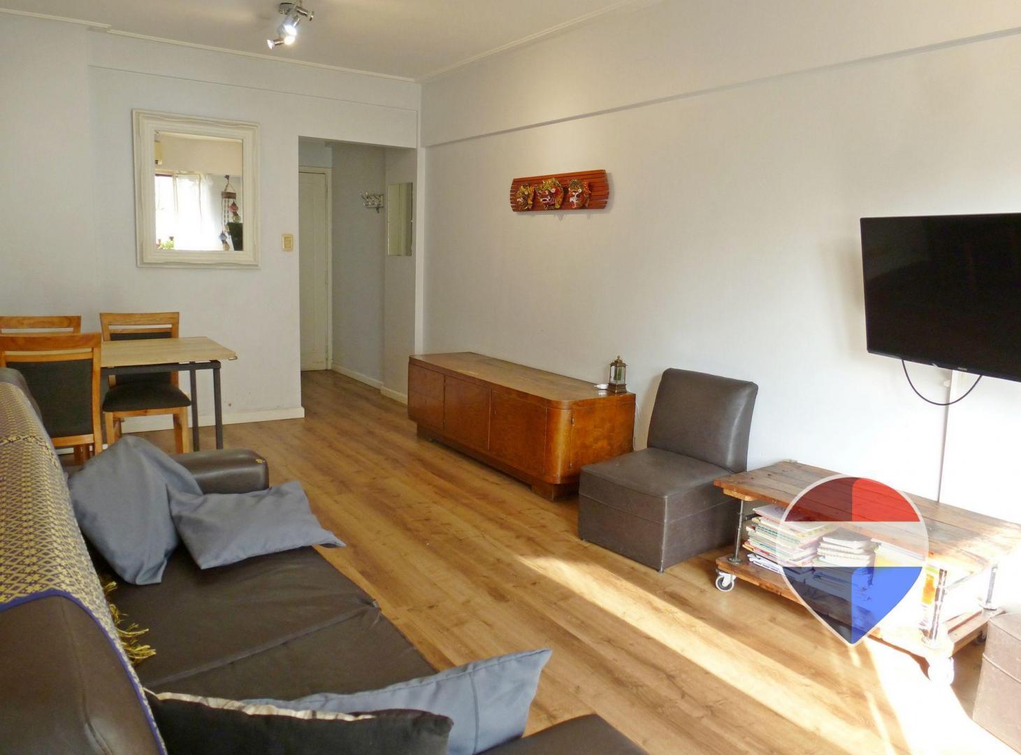 VENTA Dpto 4 amb con BALCON Paternal ApCred y Prof