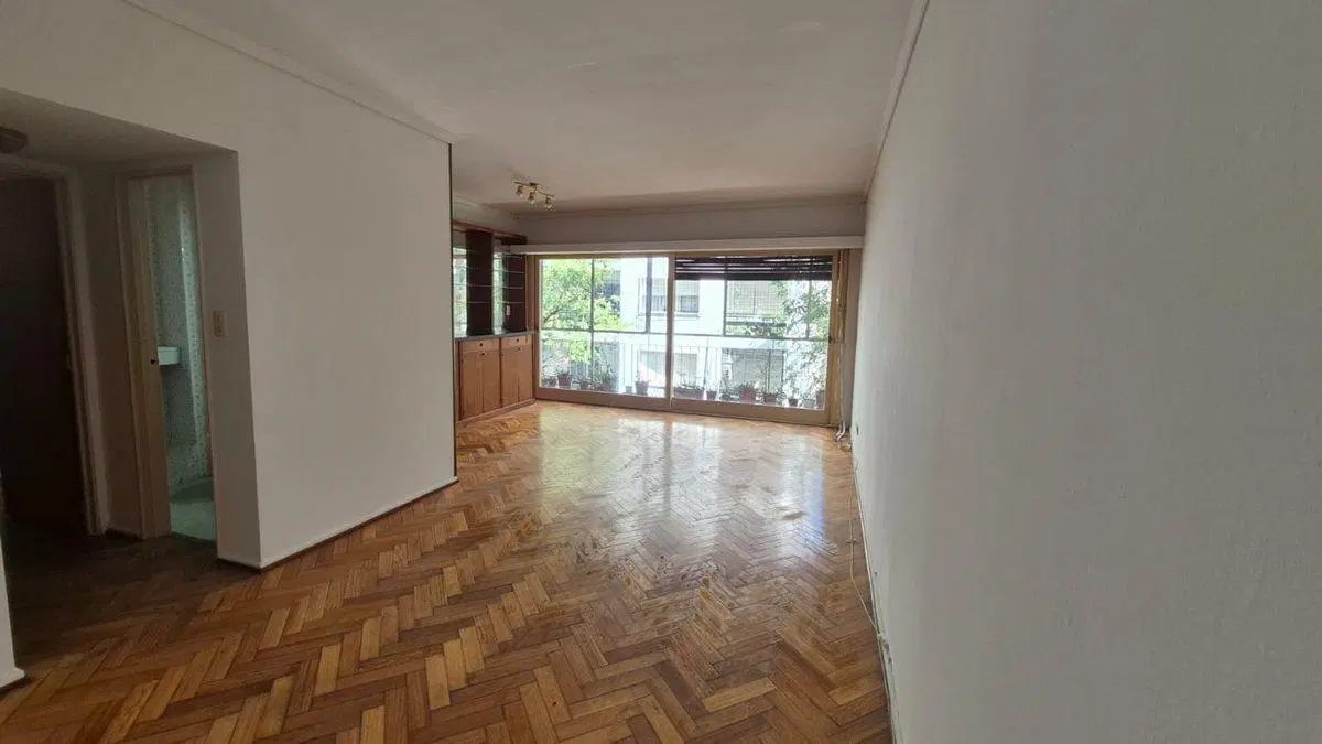 Venta 4 ambientes Recoleta Cochera y Dependencia 3