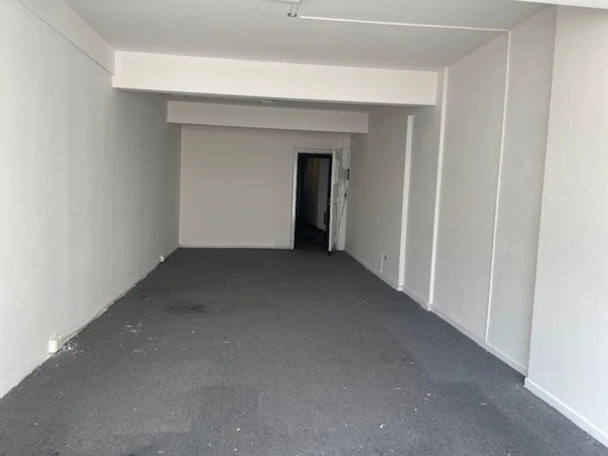Venta Oficina  Oportunidad Tte. peron 1600 4