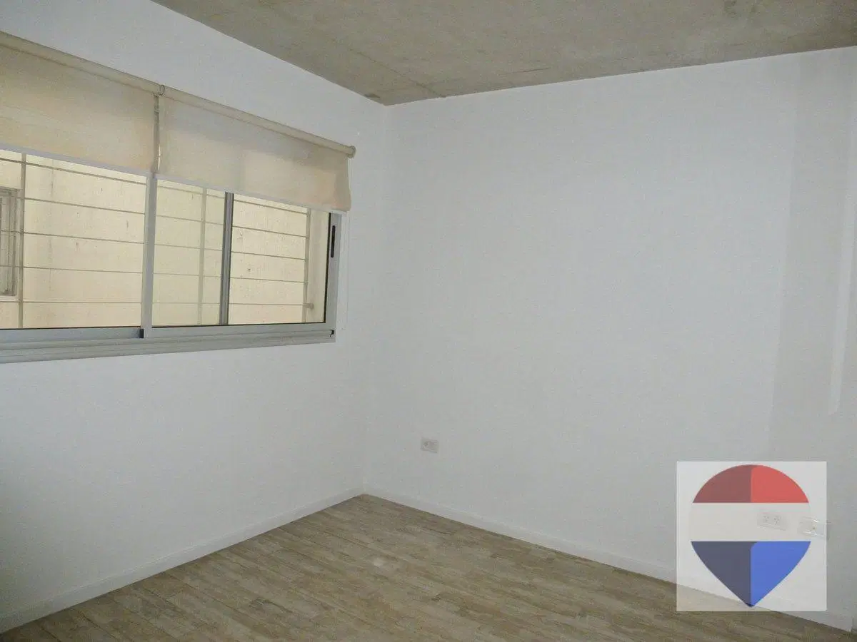Depto VENTA monoambiente dividido 2 amb AC y AProf 4