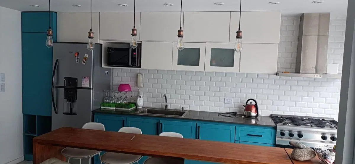 ALQUILER 4 AMBIENTES + COCHERA. 120 M2 EXP $91.000 5