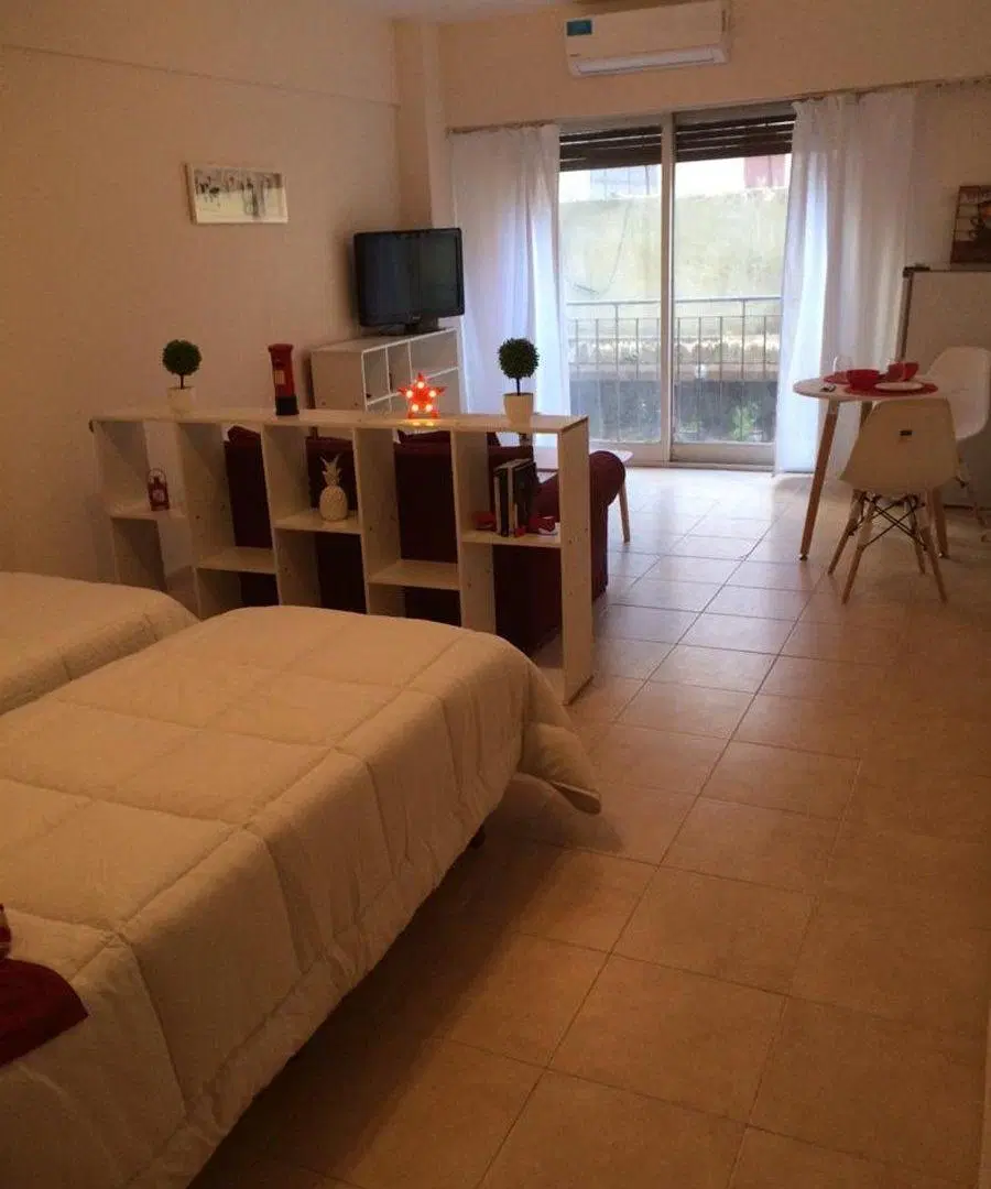 IMPECABLE MONOAMBIENTE EN LA MEJOR ZONA! 3