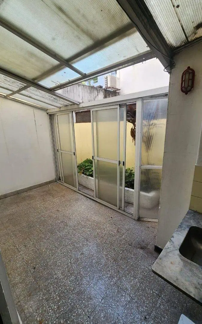 Dos Ambientes Patio y Cochera 5