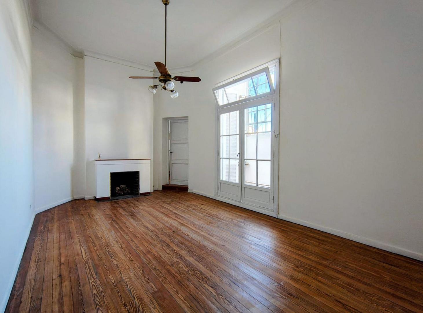 Foto de VENTA DEPARTAMENTO 2 AMBIENTES CON PATIO BALVANERA, imagen 5