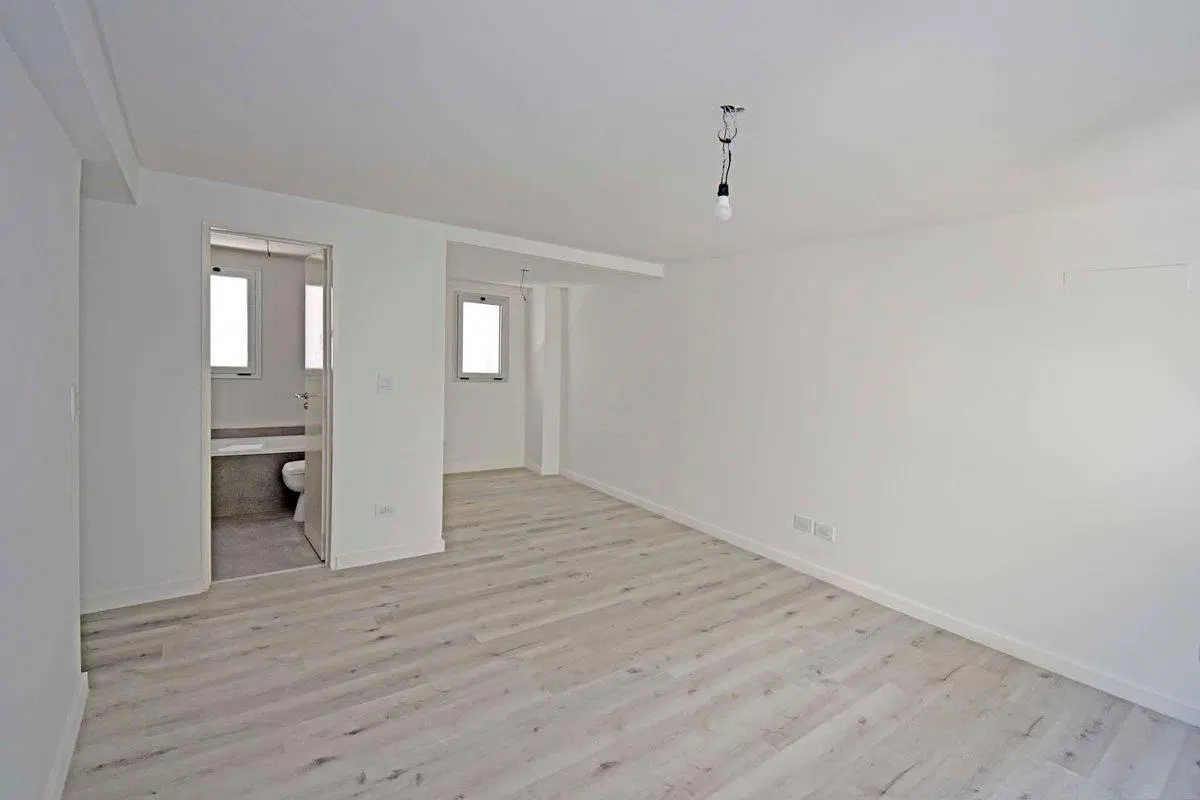 Duplex con jardin propio y cochera 3