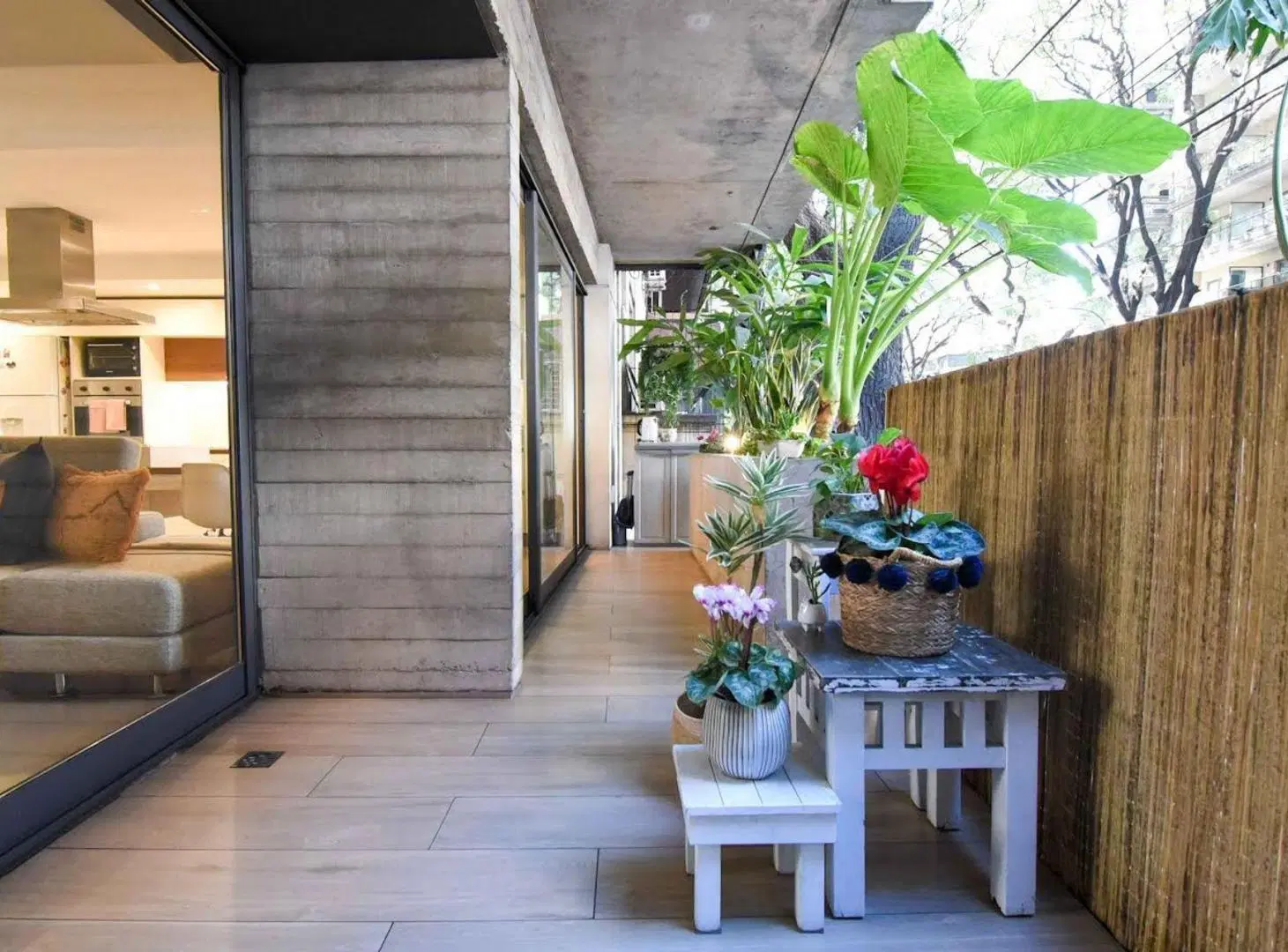 Venta Piso 3 Ambientes | 2 suites | Cochera| Azcuy 8