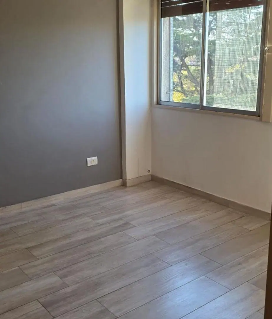 Alquile 4 ambientes con lavadero y jardin 5