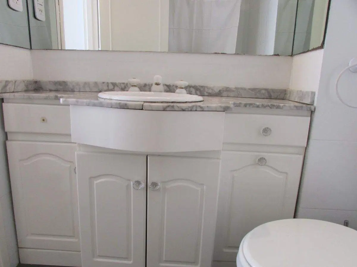 VENTA DEPARTAMENTO 3 AMBIENTES + ESCRITORIO 8