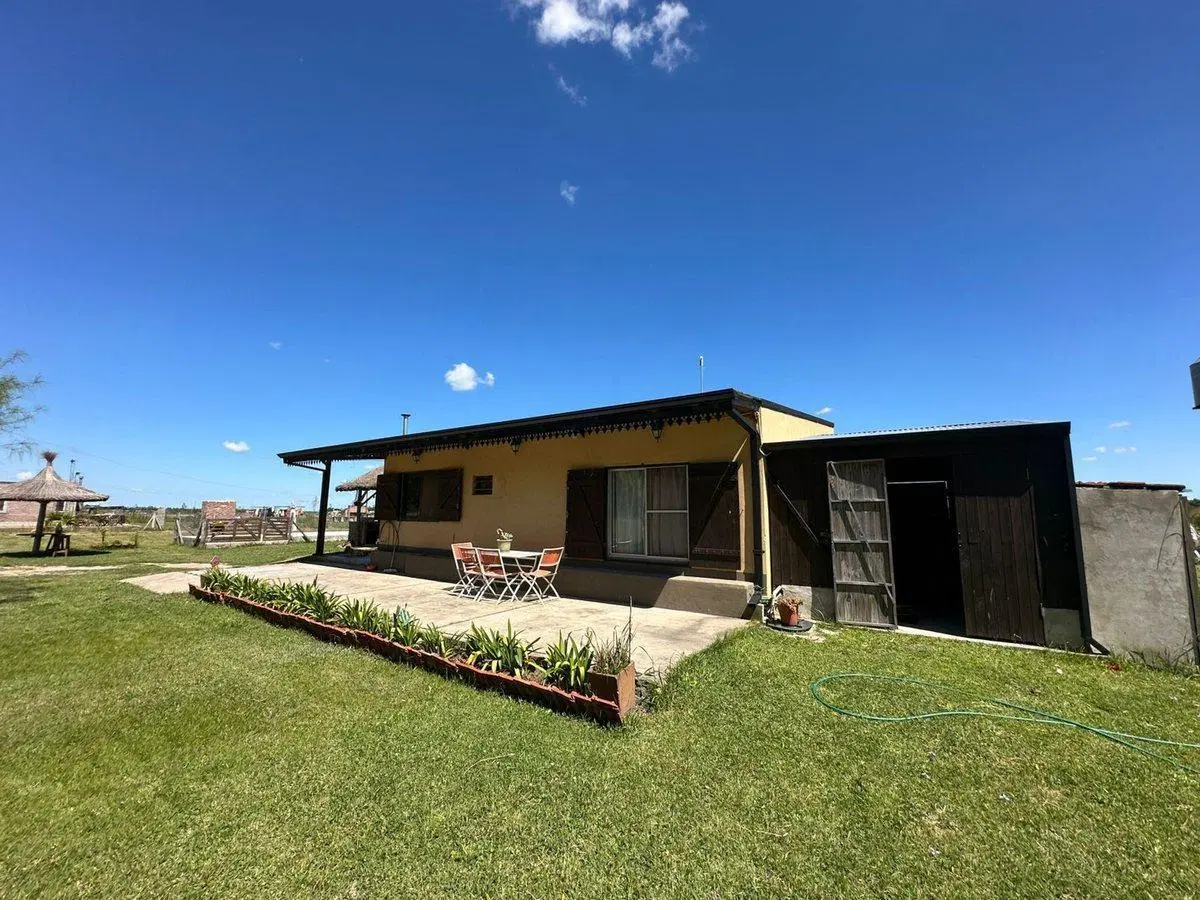 VENTA CASA QUINTA EN DOMSELAAR 2