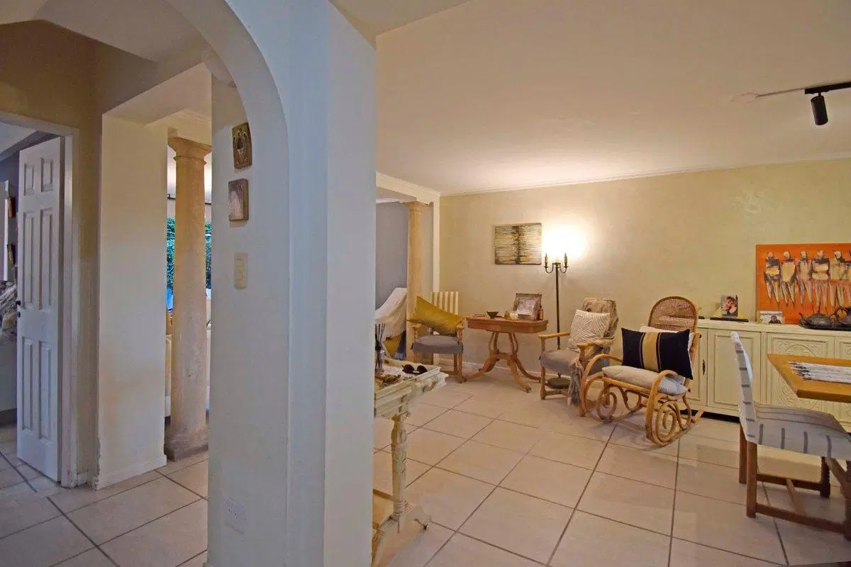 Triplex de 3 dormitorios, jardin y vista al SIC 4