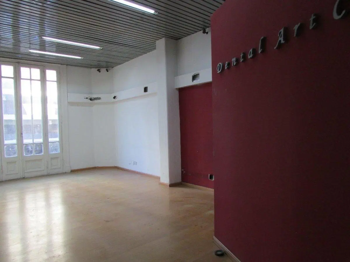 ALQUILER OFICINA COMERCIAL 8