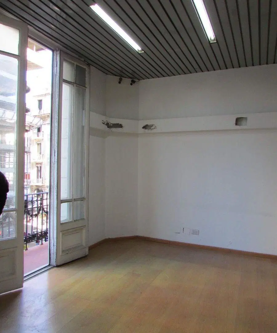 ALQUILER OFICINA COMERCIAL 4