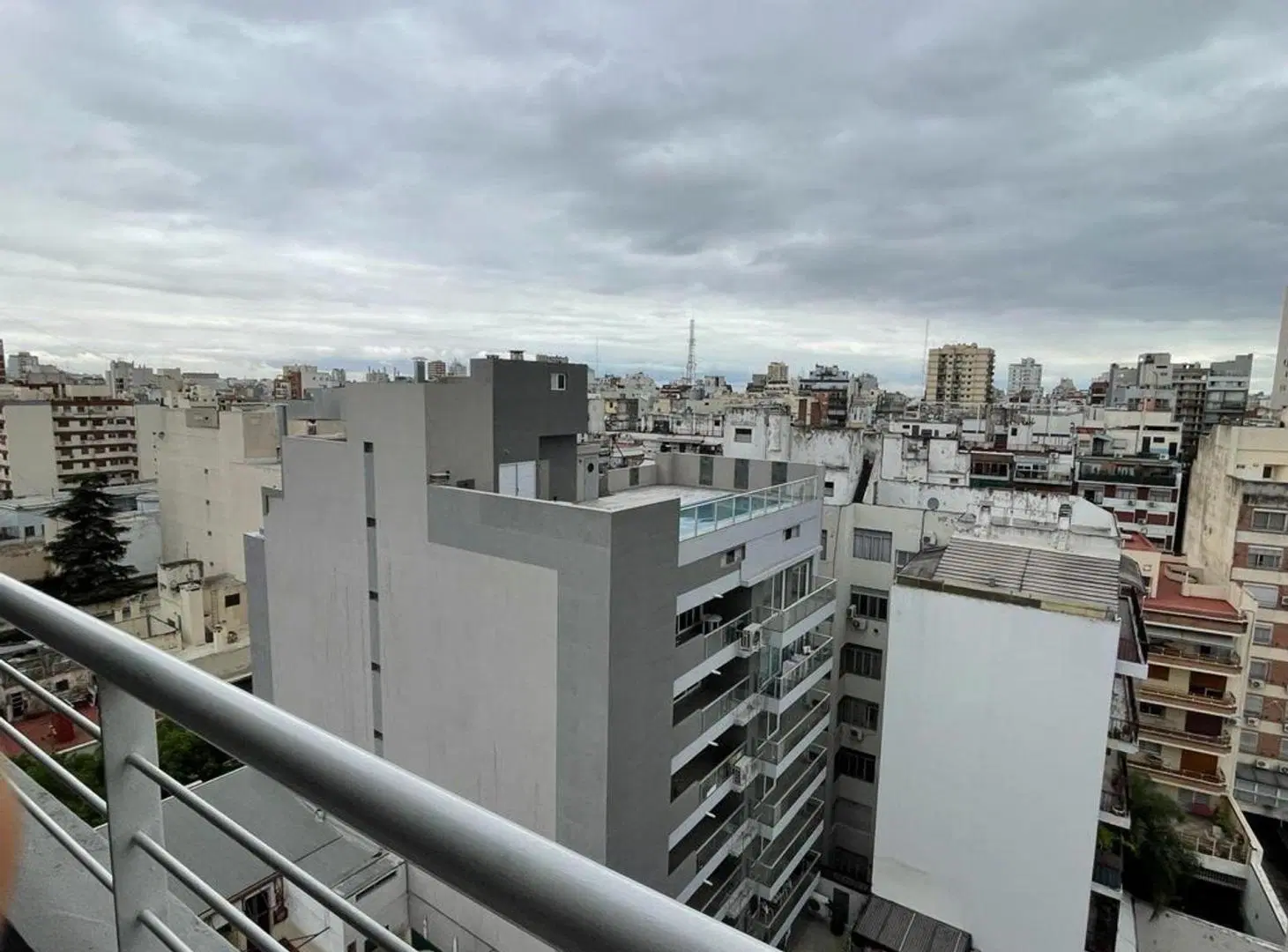DPTO. 2 AMBIENTES C/AMENITIES AV. RIVADAVIA 6100 8