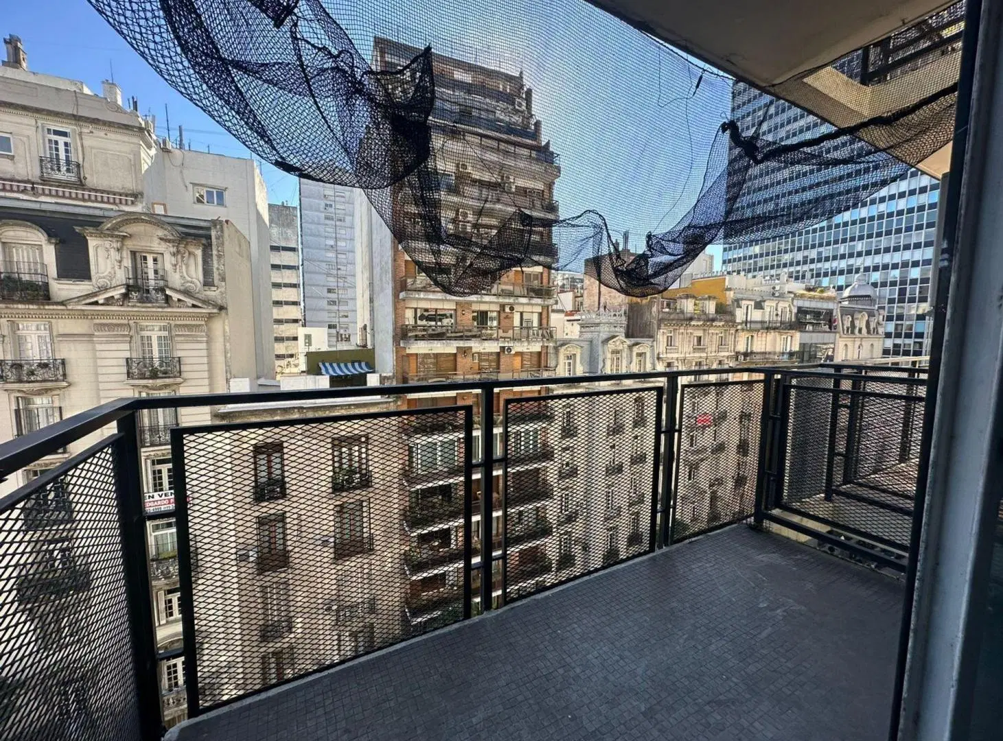ALQUILER MONOAMBIENTE CON BALCON 3