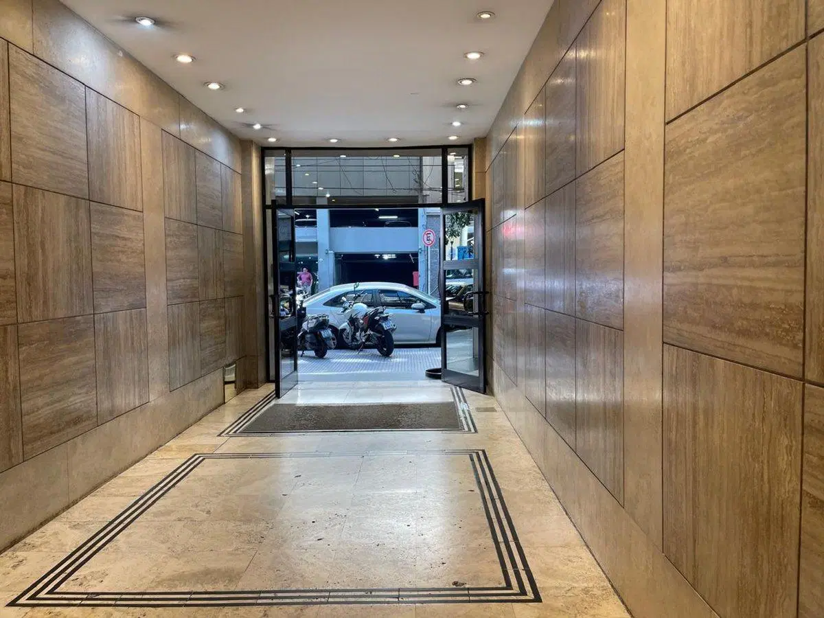 VENTA Oficina  Gran Oportunidad   Lavalle 1600 5
