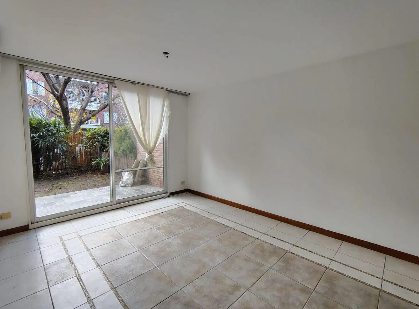 ALQUILER DEPTO 3 AMB JARDINES DE S. ISIDRO 8