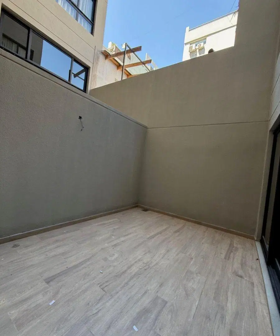 VENTA MONO CON PATIO A ESTRENAR  PALERMO HOLLYWOOD 3