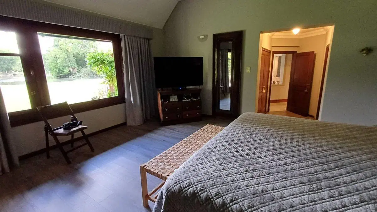 CASA 8 AMBIENTES  PILETA . COUNTRY ABRIL EL LAGO 8