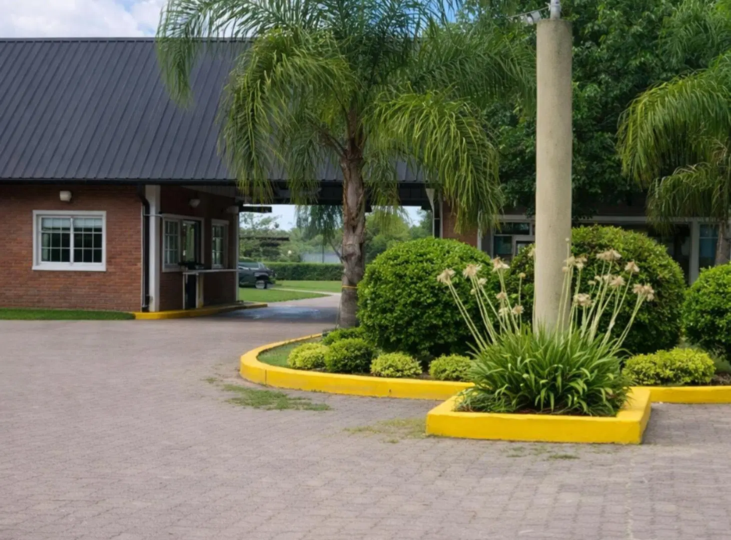 Terreno venta barrio cerrado Belleville Mte Grande 2