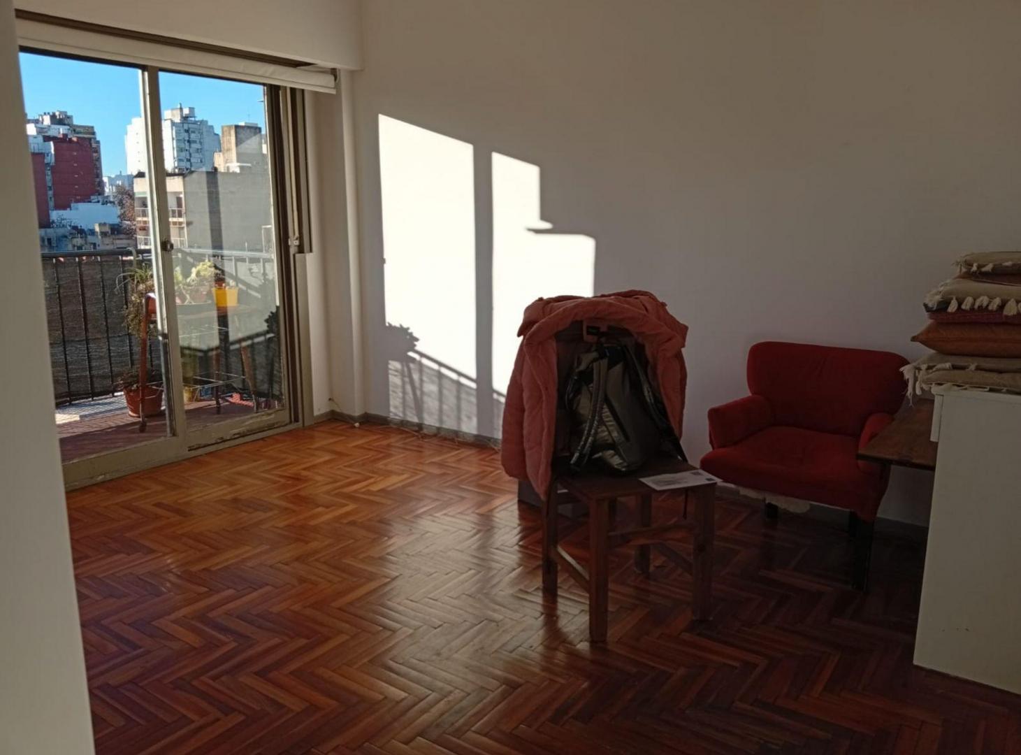 Foto de DOS AMBIENTES CON BALCON. LUMINOSO, imagen 1