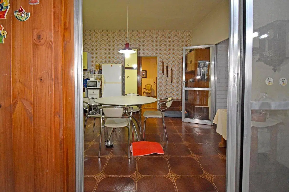 VENTA CASA  MULTIFAMILIAR EN ALBARIÑO 2162 CABA 8
