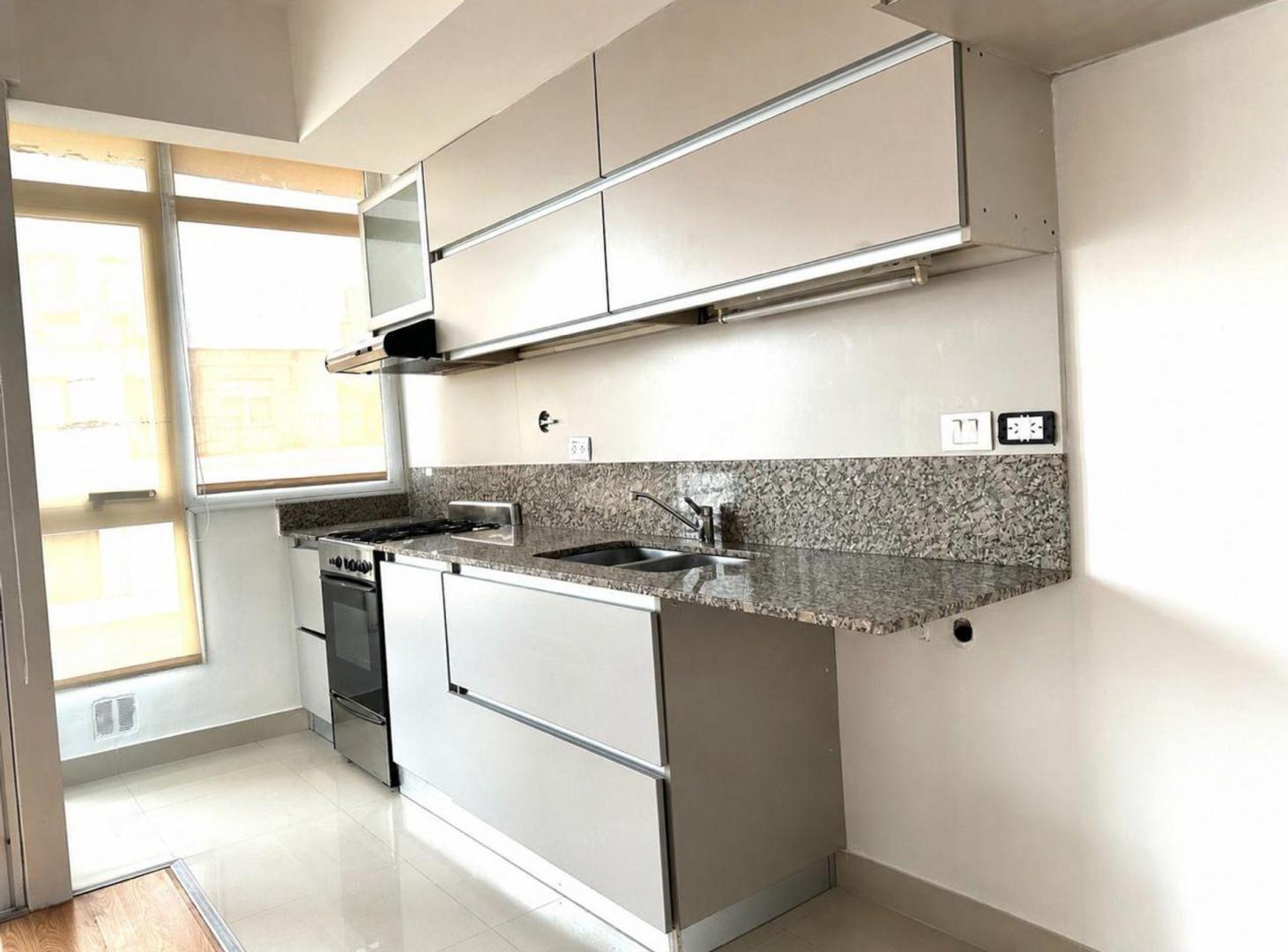 Foto de Semipiso de 2 ambientes con balcón y amenities, imagen 1