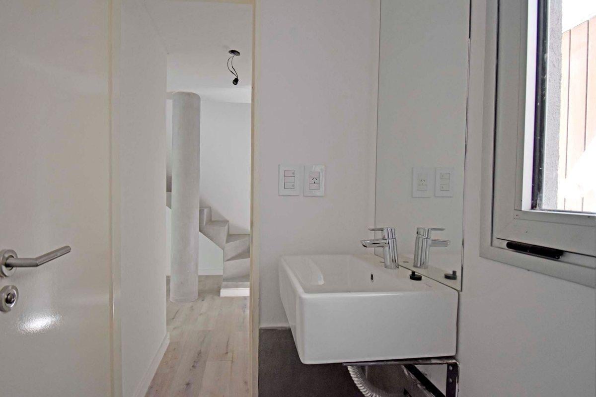 Foto de Duplex con jardin propio y cochera, imagen 3