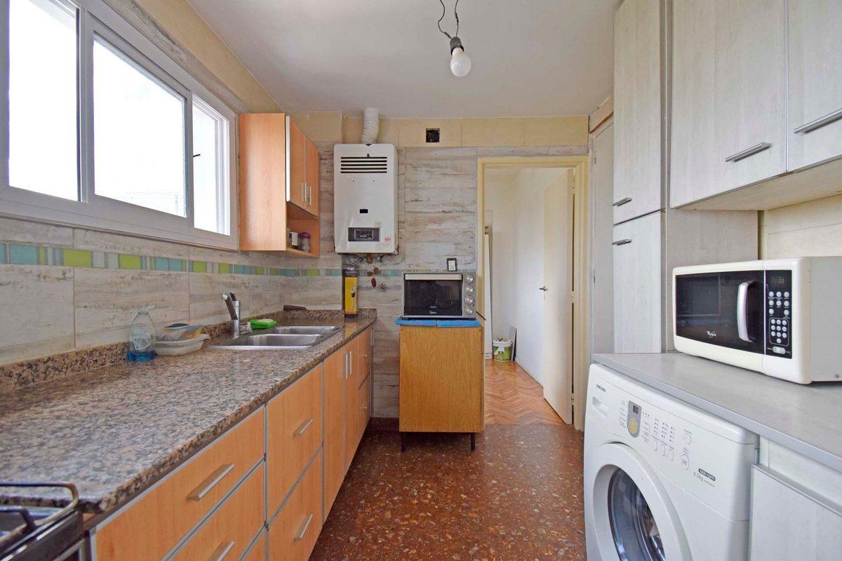 Foto de venta 3 ambientes con dependencia Muy Luminoso!, imagen 4