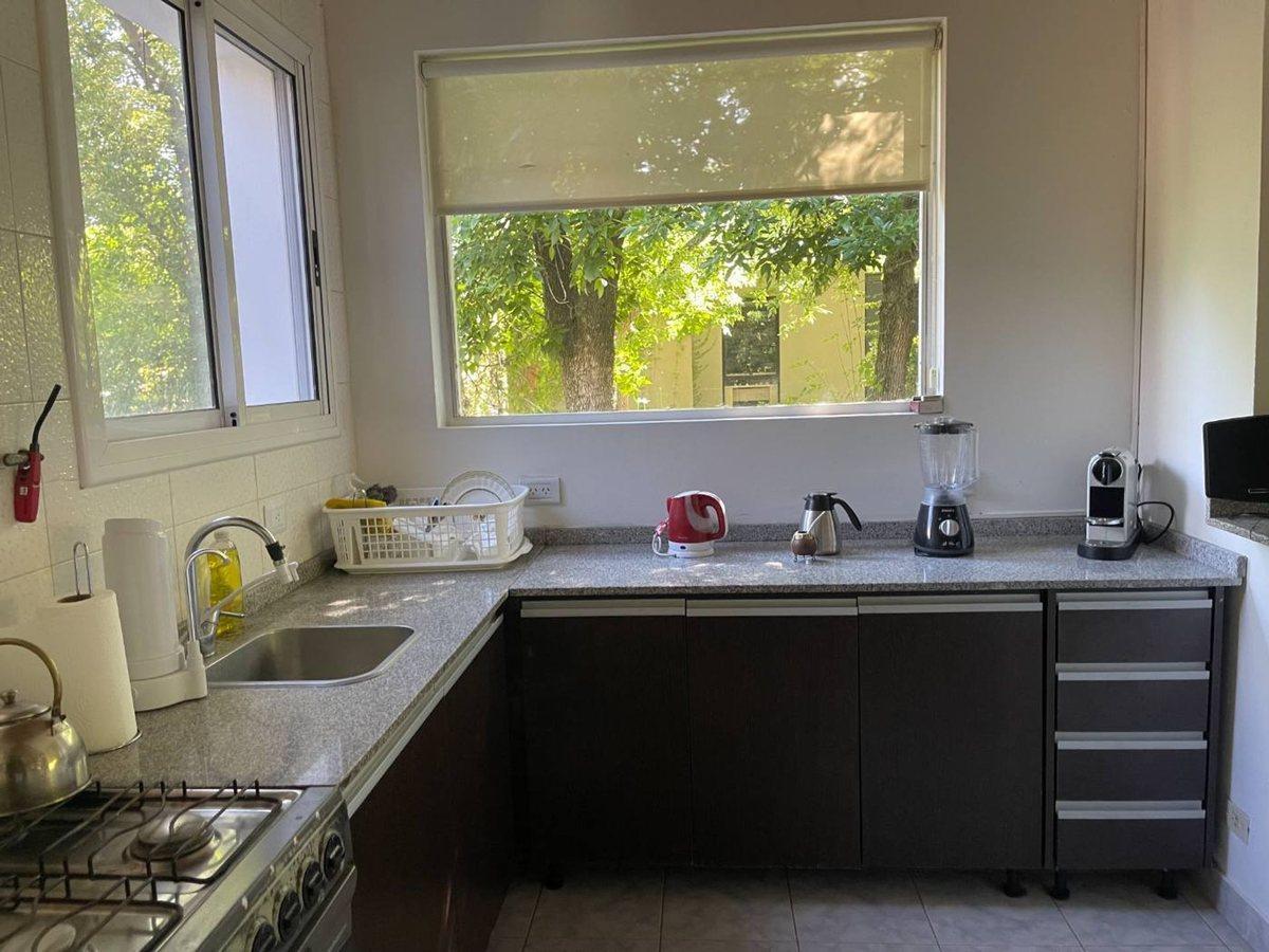 Foto de VENTA CASA SARAVÍ SN LOS TRONCOS - LA LONJA, PILAR, imagen 2