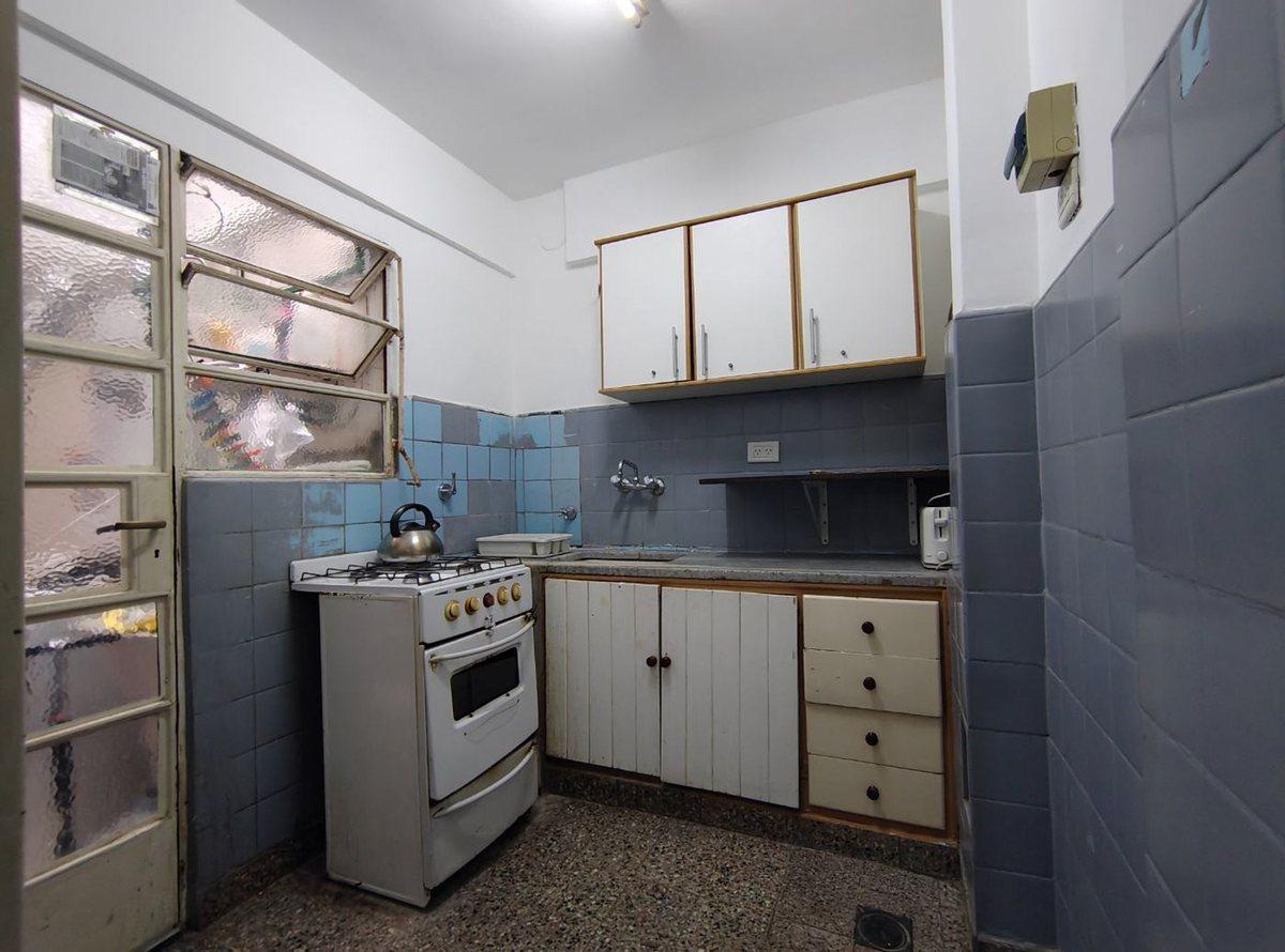 Foto de VENTA DEPARTAMENTO DOS AMBIENTES EN BALVANERA, imagen 2