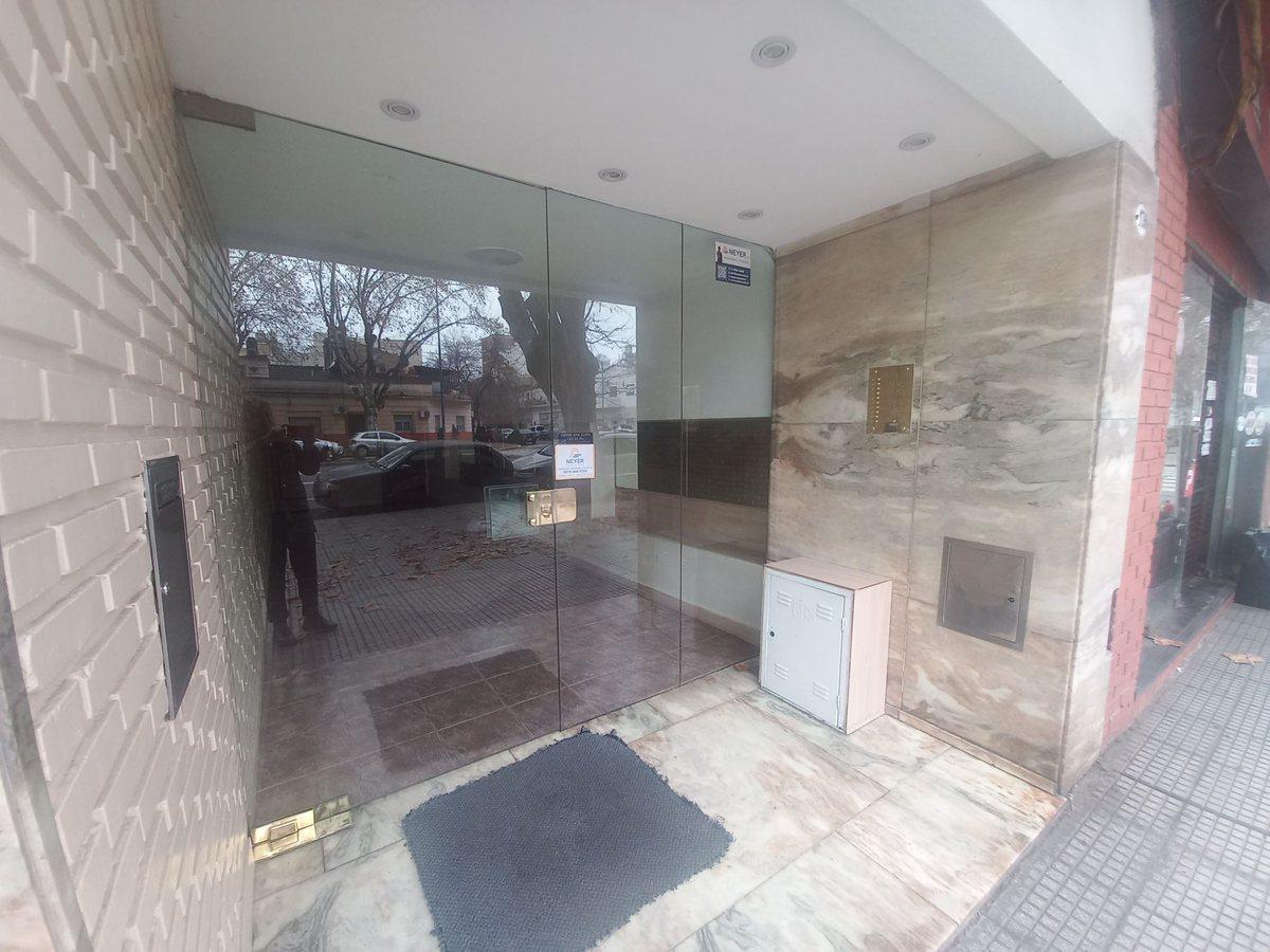 Foto de VENTA DEPARTAMENTO, VILLA CRESPO 4 AMBTES DPCIAS, imagen 4