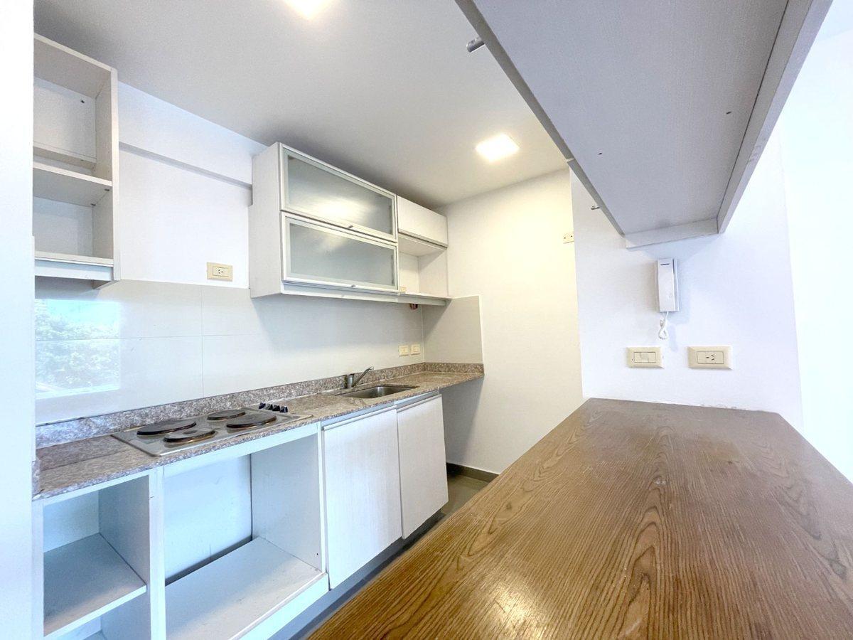 Foto de VENTA- BALVANERA- LUMINOS0 3 AMB- BALCON- PISCINA, imagen 5