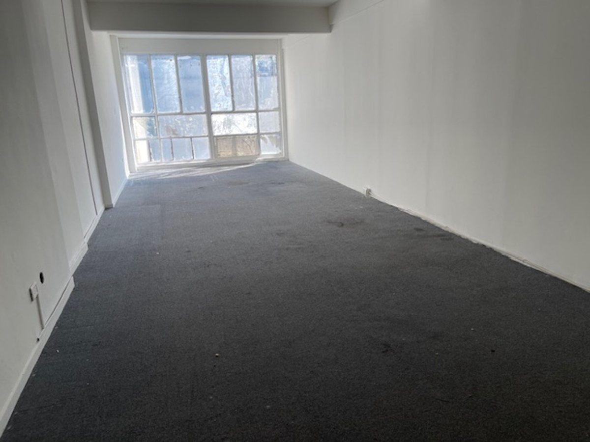 Foto de Venta Oficina Oportunidad Tte. peron 1600, imagen 5