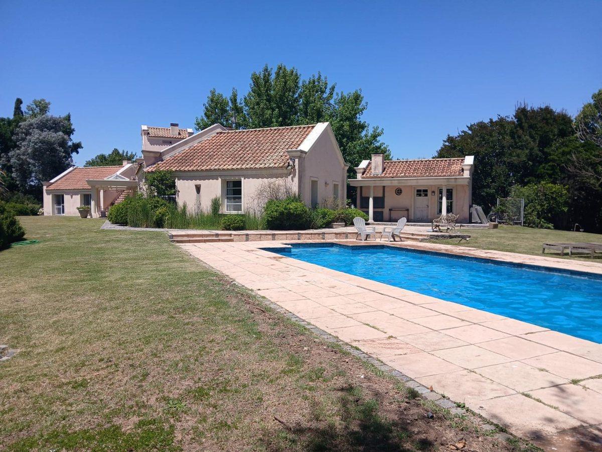 Foto de Exclusiva Casa Frente al Polo en Praderas, imagen 2