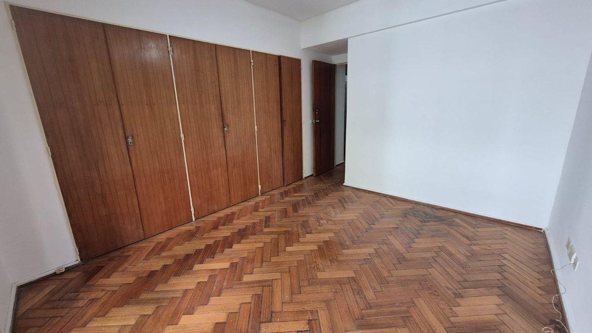 Foto de Venta 4 ambientes Recoleta Cochera y Dependencia, imagen 2