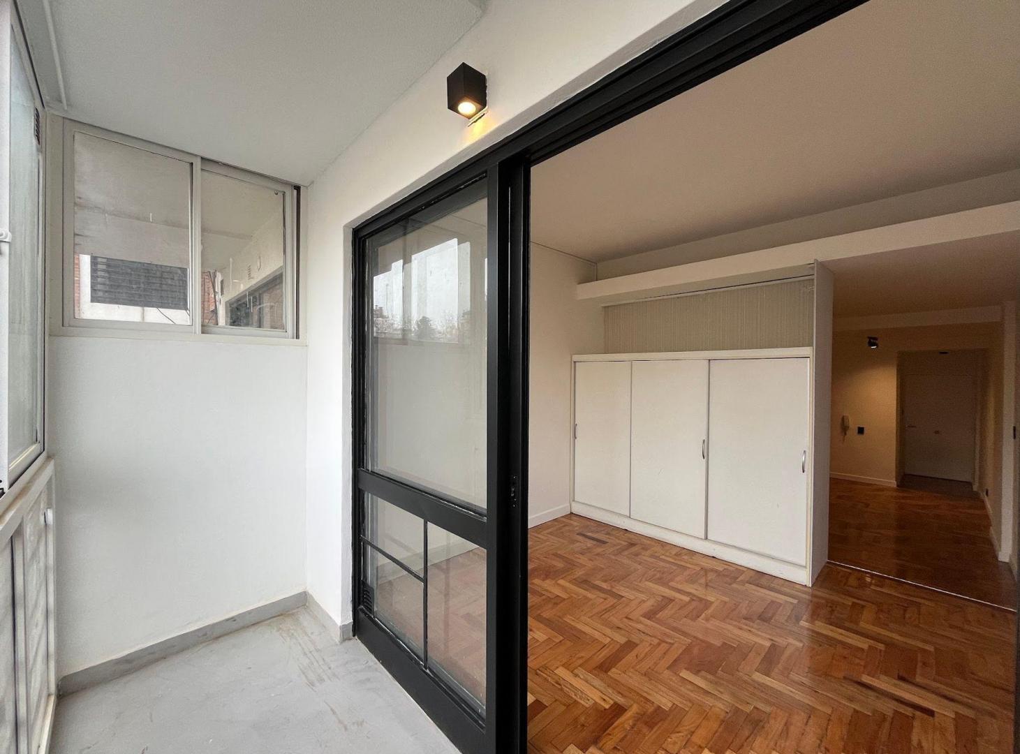 Foto de ALQUILER MONOAMBIENTE C/ BALCÓN Y ROPERO - CAÑITAS, imagen 4