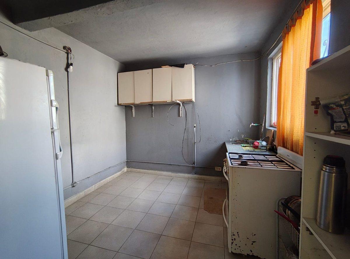 Foto de VENTA CASA 286 m2 BOCHINI 900 AVELLANEDA, imagen 3