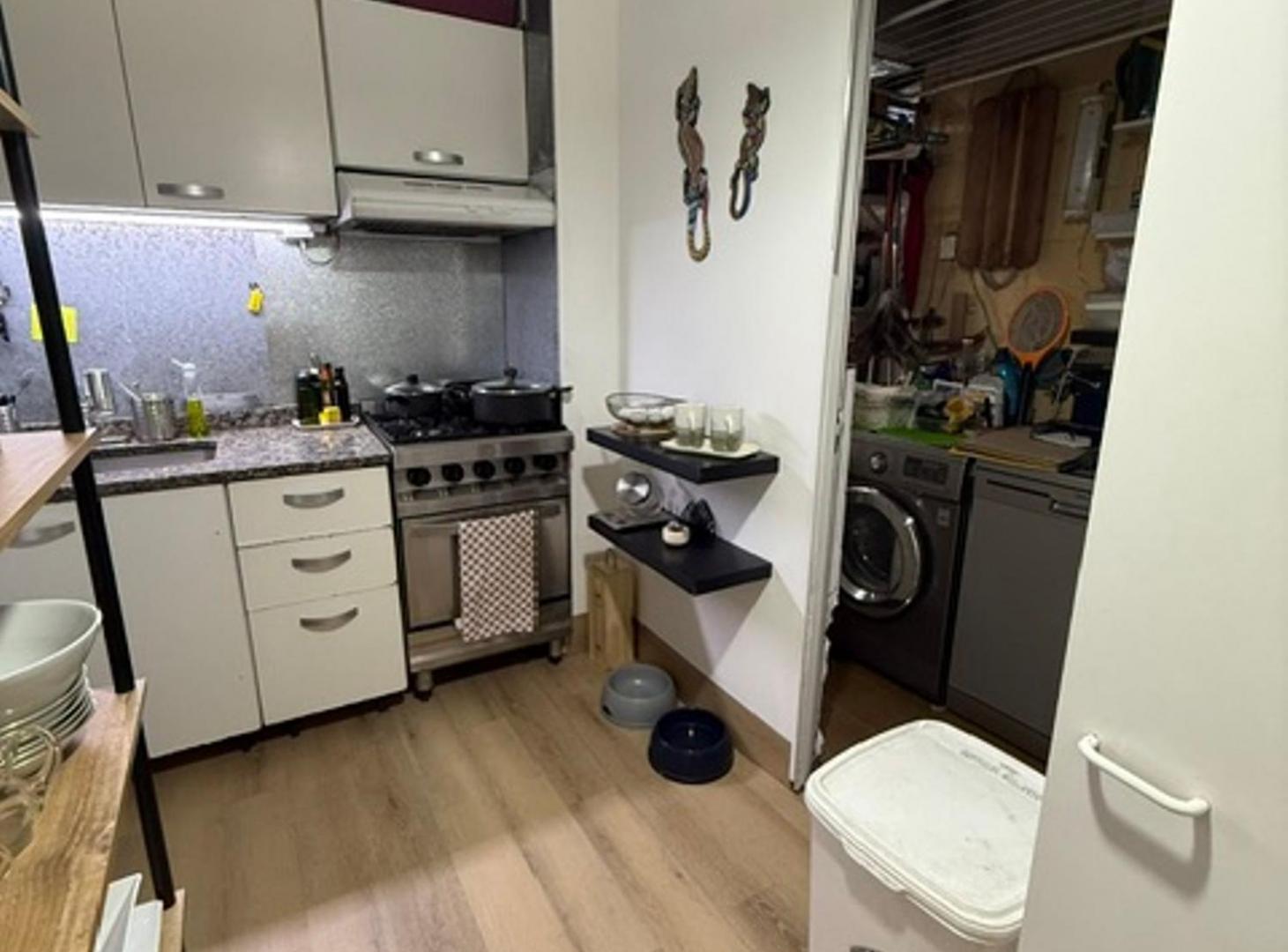 Foto de VENTA 3 AMB C/GRAN PATIO Y COCHERA EN BALVANERA, imagen 5